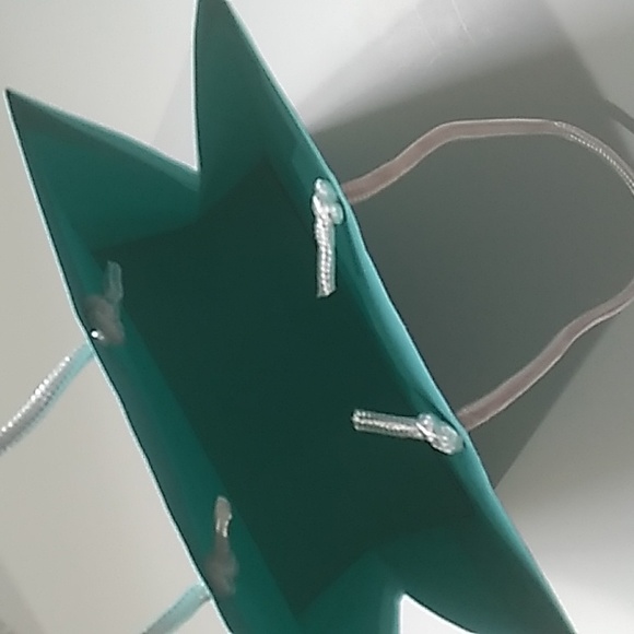 Tiffany's Gift Bag - Picture 4 of 4